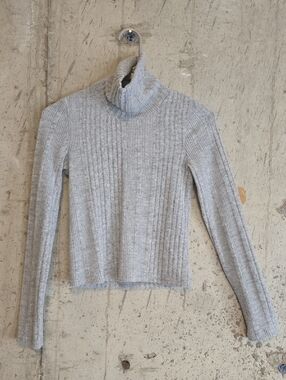 Light Gray Ribbed Turtleneck Sweater